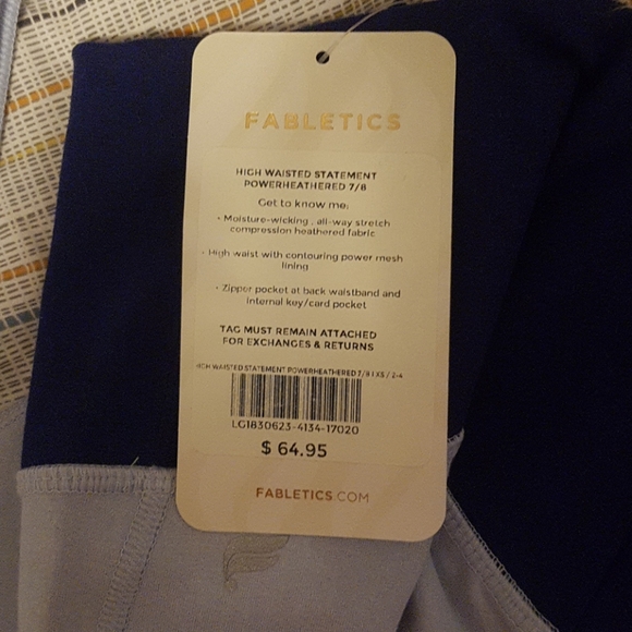 Fabletics leggings - Picture 2 of 3